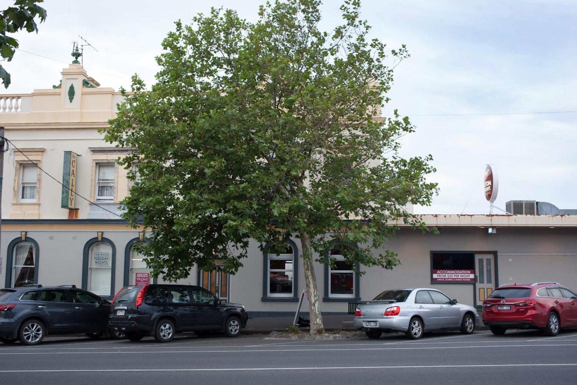 The Cally Hotel Warrnambool Camera foto
