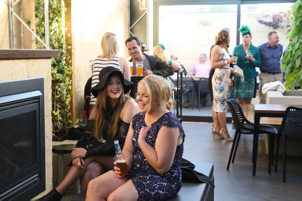 The Cally Hotel Warrnambool Esterno foto