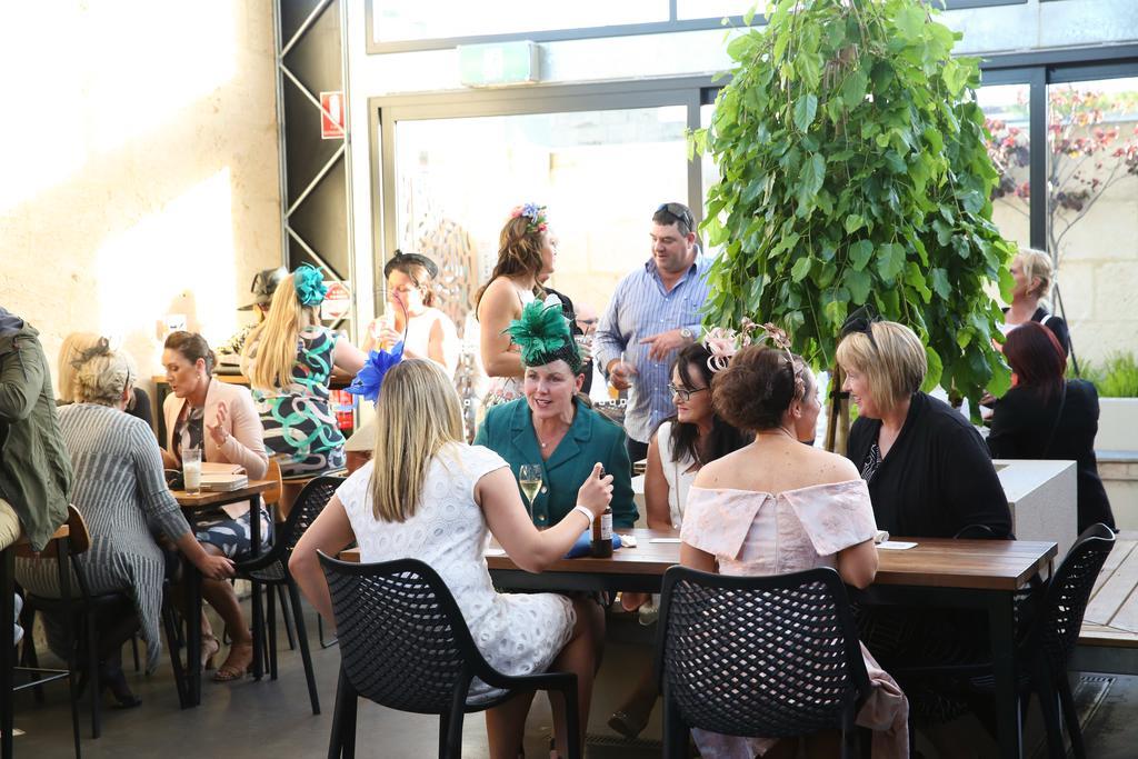 The Cally Hotel Warrnambool Esterno foto