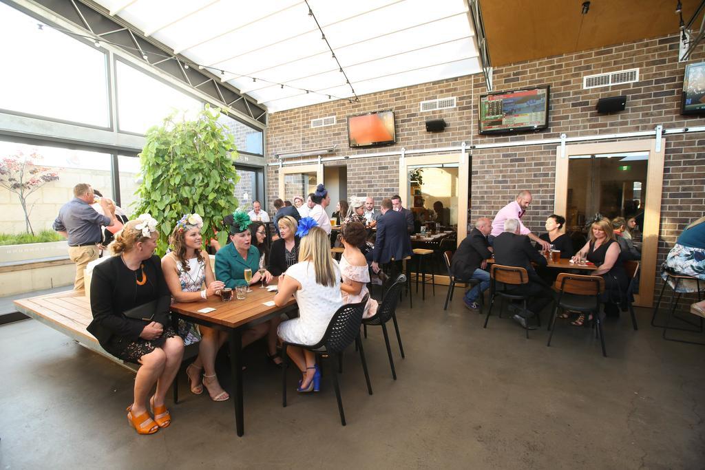 The Cally Hotel Warrnambool Esterno foto