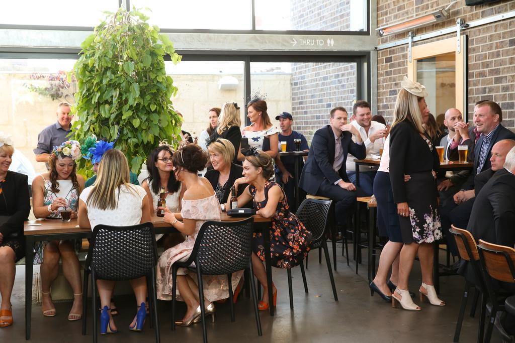 The Cally Hotel Warrnambool Esterno foto