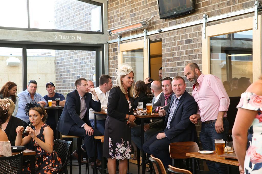 The Cally Hotel Warrnambool Esterno foto